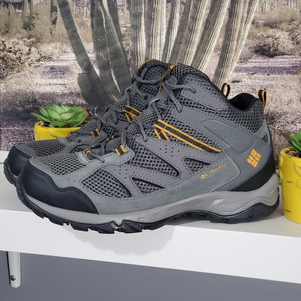 Columbia Plains Ridge Mid Trail Shoes